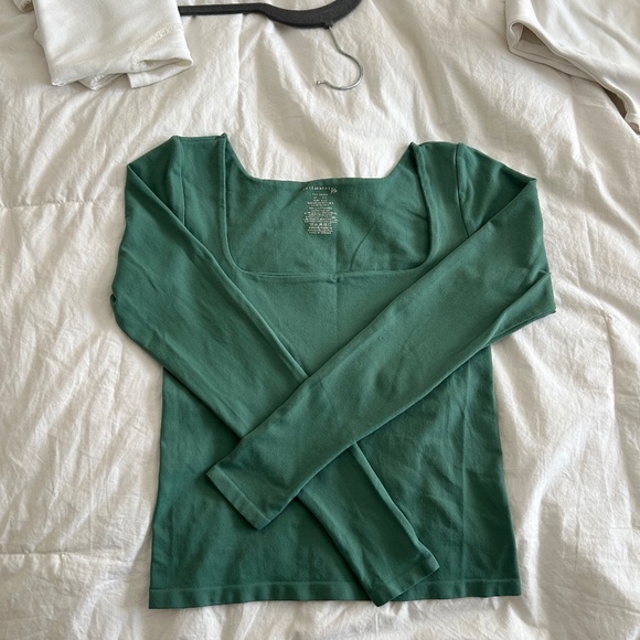 Long sleeve tee with square neck - Picture 1 of 3